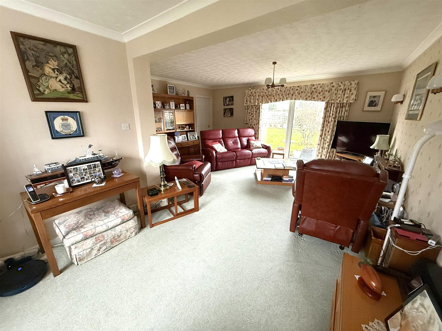 Cowley Way, Sutton Benger, Chippenham